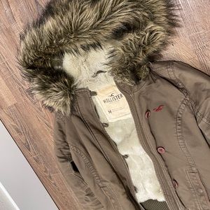Hollister fur lined heavy weighted jacket